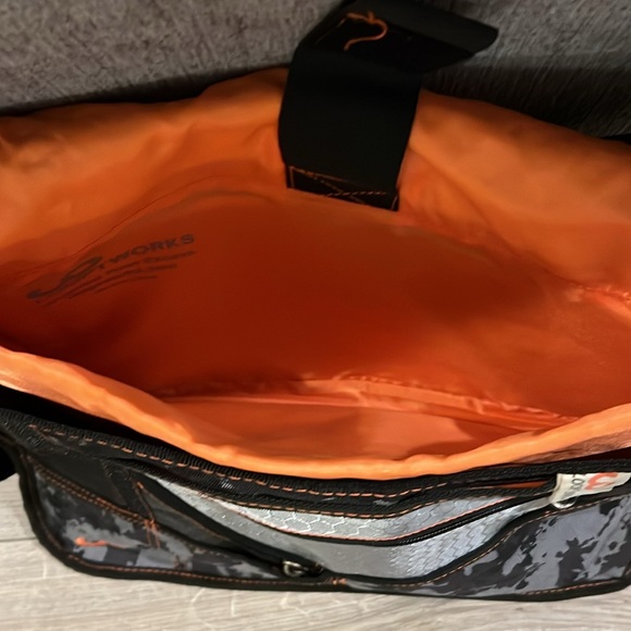 Looptworks Noll Messenger Bag  Limited Edition Shoulder Bag Made in USA Gray - Picture 7 of 10